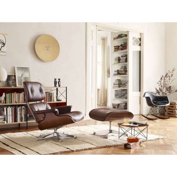 Lounge Chair & Ottoman - Vitra - Charles & Ray Eames - Accueil - Furniture by Designcollectors
