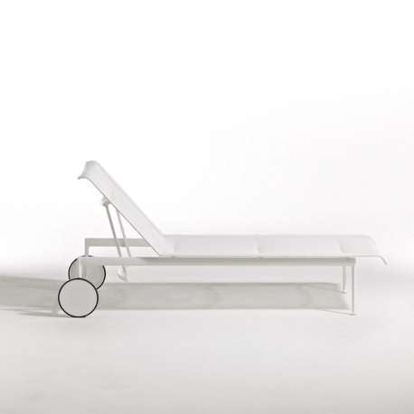 Schultz Adjustable Chaise Lounge 1966 Outdoor - Knoll - Richard Schultz - Chairs - Furniture by Designcollectors