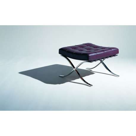 Barcelona Stool Kruk Ottoman - Knoll - Ludwig Mies van der Rohe - Stoelen - Furniture by Designcollectors