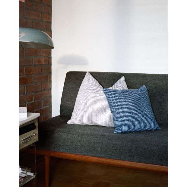 Rivi Housse de coussin Bleu/Blanc 40 x40 - Artek - Ronan and Erwan Bouroullec - Google Shopping - Furniture by Designcollectors