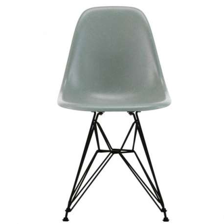 Eames Fiberglass Chairs: DSR Stoel - Vitra - Charles & Ray Eames - Furniture by Designcollectors