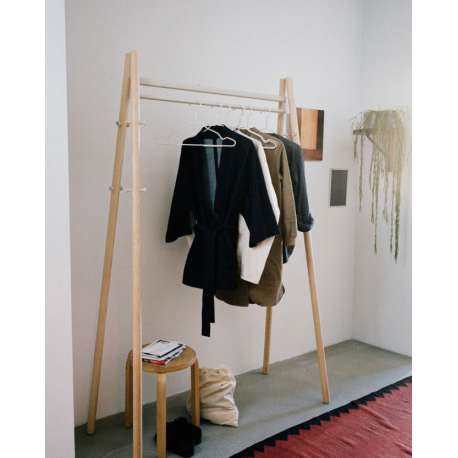 Kiila Kapstok - artek - Daniel Rybakken - Home - Furniture by Designcollectors