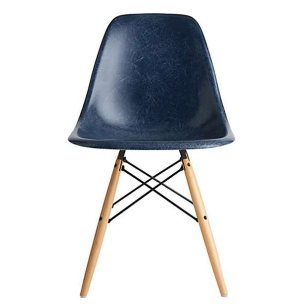 Eames Fiberglass Chairs: DSW Stoel - Vitra - Charles & Ray Eames - Fiberglass - Furniture by Designcollectors