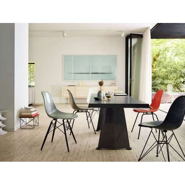 Eames Fiberglass Chairs: DSW - Vitra - Charles & Ray Eames - Fiberglass - Furniture by Designcollectors