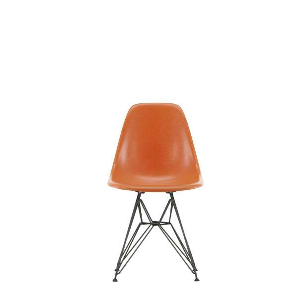 Eames Fiberglass Chairs: DSR Stoel - Vitra - Charles & Ray Eames - Fiberglass - Furniture by Designcollectors