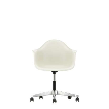 Eames Plastic Armchair PACC - vitra - Charles & Ray Eames - Accueil - Furniture by Designcollectors