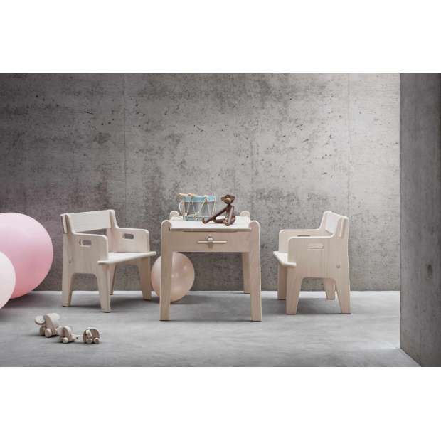 CH410 Peters Chair Chaise pour enfants - Carl Hansen & Son - Hans Wegner - Accueil - Furniture by Designcollectors