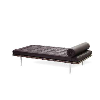 Barcelona Day Bed: Special Edition: Venezia Leather