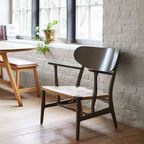 CH22 Lounge chair - Carl Hansen & Son - Hans Wegner - Home - Furniture by Designcollectors