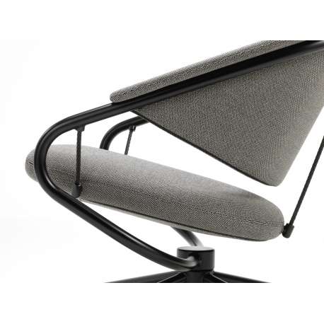 Citizen Highback with neck cushion - vitra - Konstantin Grcic - Home - Furniture by Designcollectors