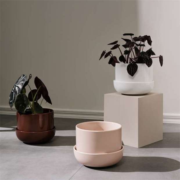 Nappula plant pot with saucer brown 170x130 - Iittala - Matti Klenell - Home - Furniture by Designcollectors