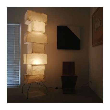 Akari UF4-L10 Floor Lamp - vitra - Isamu Noguchi - Lighting - Furniture by Designcollectors