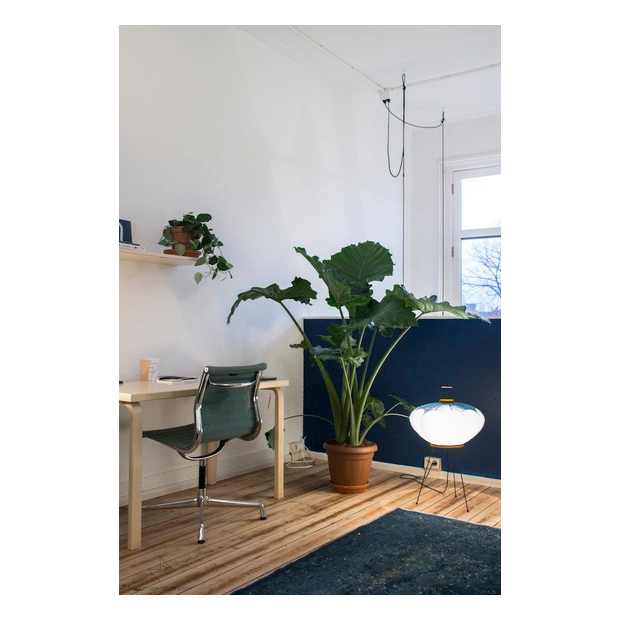Akari 9AD Staande lamp - Vitra - Isamu Noguchi - Verlichting - Furniture by Designcollectors