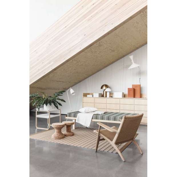 Side Table 915 White - Artek - Alvar Aalto - Home - Furniture by Designcollectors