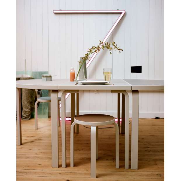 95 Table half-round, White HPL - Artek - Alvar Aalto - Home - Furniture by Designcollectors