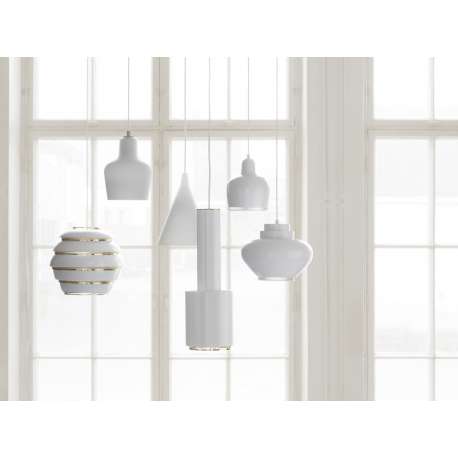 A333 Hanglamp, Wit staal, witte ring - Artek - Alvar Aalto - Verlichting - Furniture by Designcollectors
