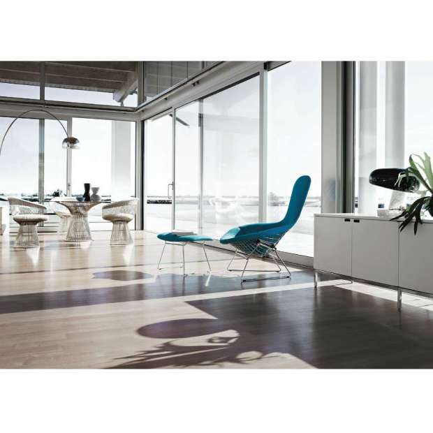 Bertoia High Back Armstoel, Capraia Sky/blue - Knoll - Harry Bertoia - Lounge Chairs & Club Chairs - Furniture by Designcollectors