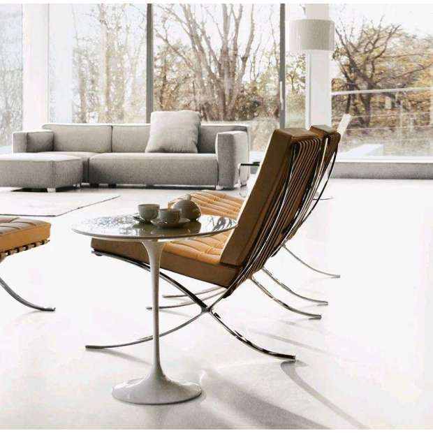 Saarinen Low Round Tulip Table, Calacatta Marble (H51, D51) - Knoll - Eero Saarinen - Tables - Furniture by Designcollectors