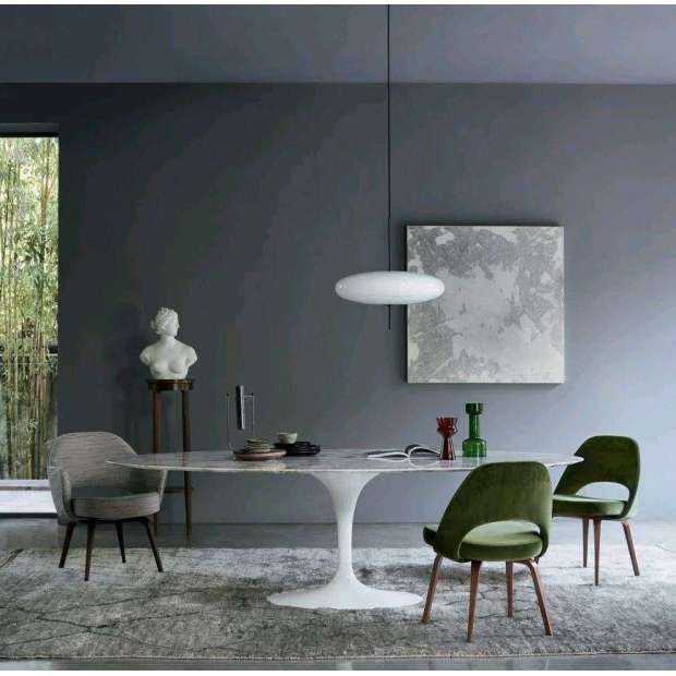Saarinen Oval Tulip Dining table, Calacatta Marble (H73, L244) - Knoll - Eero Saarinen - Dining Tables - Furniture by Designcollectors