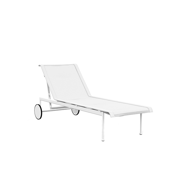 Schultz Adjustable Chaise Longue 1966 Outdoor, White - Knoll - Richard Schultz - Extérieur - Furniture by Designcollectors
