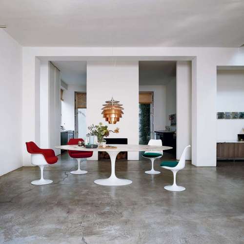 Tulip Armchair White Shell and base, EVA Steel - Knoll - Eero Saarinen - Chaises - Furniture by Designcollectors