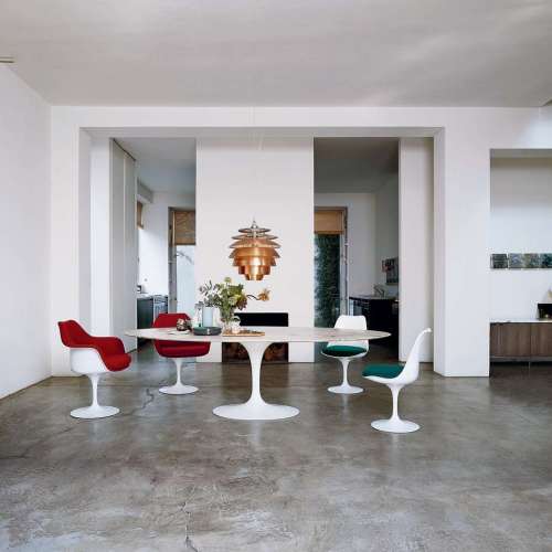 Tulip Chair white shell and base with swivel, EVA Steel - Knoll - Eero Saarinen - Chairs - Furniture by Designcollectors