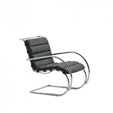MR Armchair - Bauhaus Edition, Black, Ferro - Knoll - Ludwig Mies van der Rohe - Furniture by Designcollectors