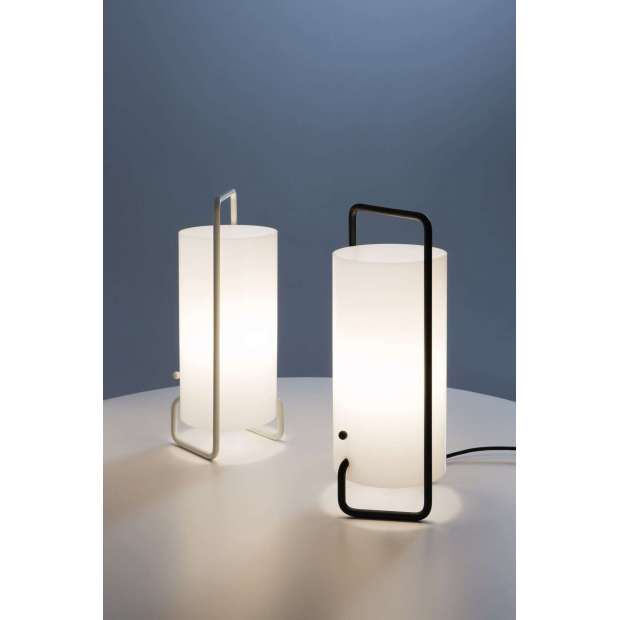 Asa Table Lamp, White - Santa & Cole - Miguel Milá - Tafellampen - Furniture by Designcollectors