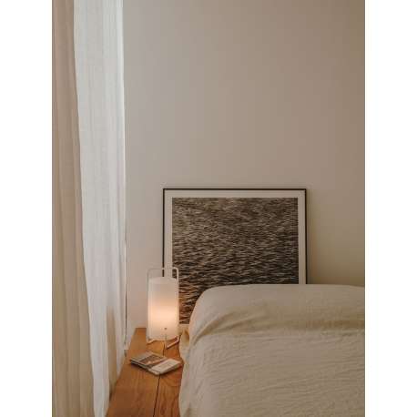 Asa Table Lamp, White - Santa & Cole - Miguel Milá - Lampes de Table - Furniture by Designcollectors