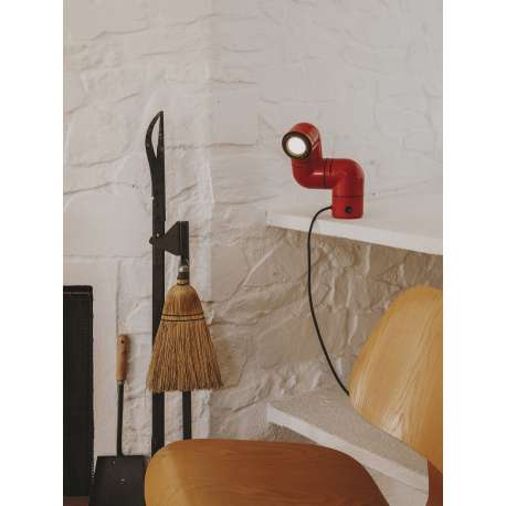 Tatu Lamp, Red - Santa & Cole -  - Desk Lamp - Furniture by Designcollectors