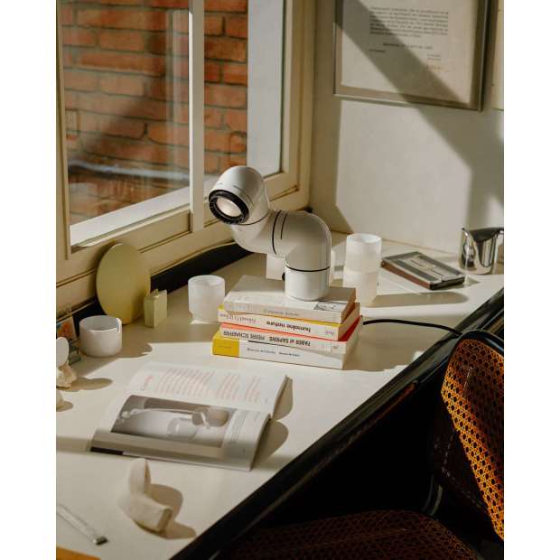 Tatu Lamp, Wit - Santa & Cole - André Ricard - Desk Lamp - Furniture by Designcollectors