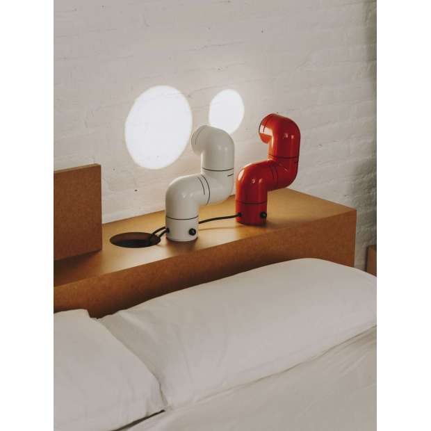 Tatu Lamp, Wit - Santa & Cole -  - Desk Lamp - Furniture by Designcollectors