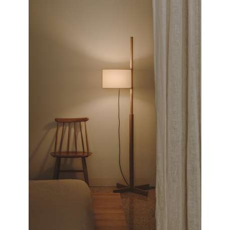 TMM Floor Lamp, Walnut, White - Santa & Cole - Miguel Milá - Weekend 17-06-2022 15% - Furniture by Designcollectors