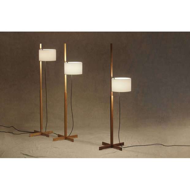 TMM Floor Lamp, Walnut, White with upper diffuser - Santa & Cole - Miguel Milá - Staande Lampen - Furniture by Designcollectors