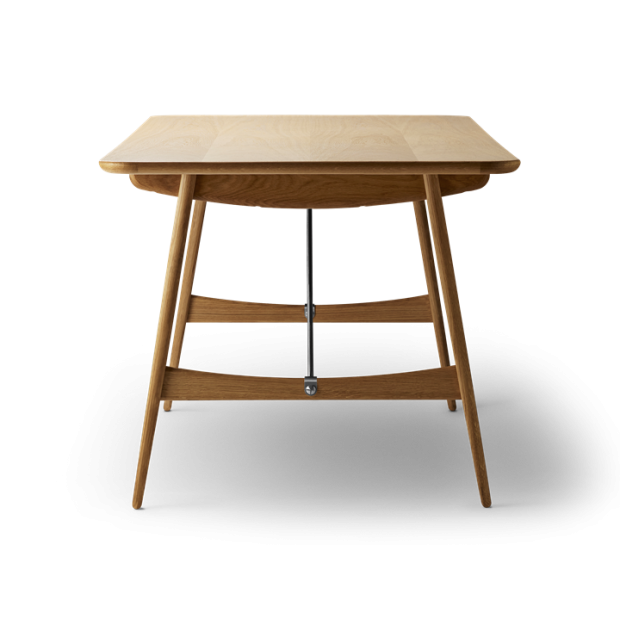 BM1160 Hunting Table, Oiled Oak - Carl Hansen & Son - Børge Mogensen - Home - Furniture by Designcollectors