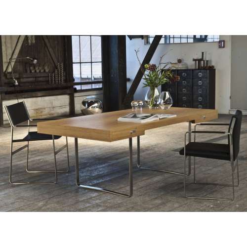 CH110 Desk, Lacquered oak - Carl Hansen & Son - Hans Wegner - Home - Furniture by Designcollectors