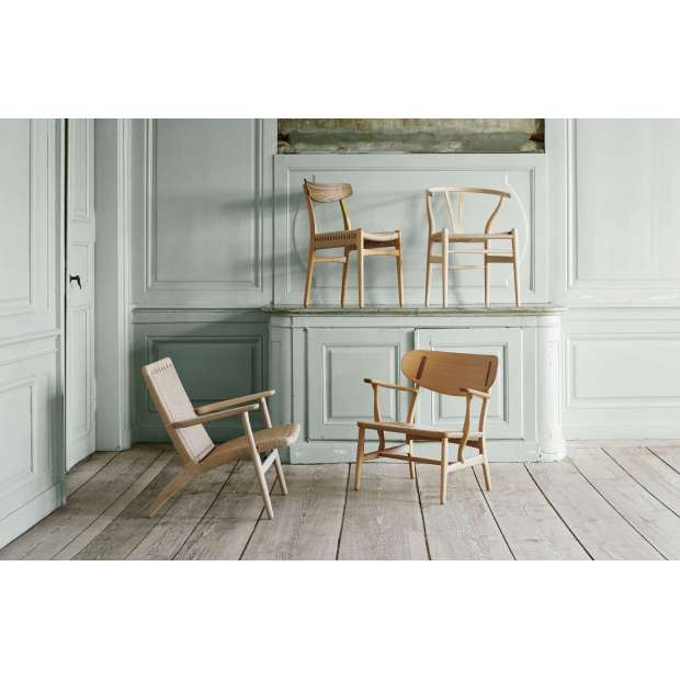 CH25 Lounge chair, Oiled oak, Natural cord - Carl Hansen & Son - Hans Wegner - Accueil - Furniture by Designcollectors