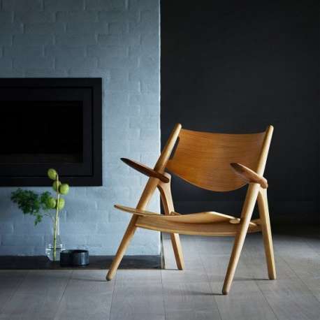 CH28T Lounge Chair - Carl Hansen & Son - Hans Wegner - Home - Furniture by Designcollectors