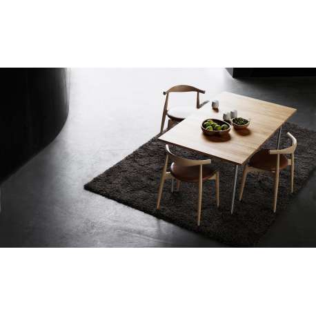 CH20 Elbow Chair Chaise - Carl Hansen & Son - Hans Wegner - Accueil - Furniture by Designcollectors