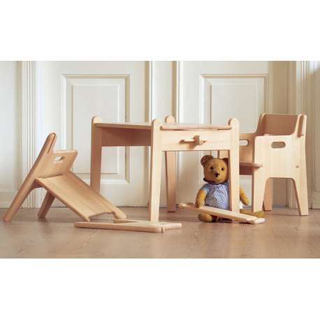 CH410 Peters Chair Chaise pour enfants - Carl Hansen & Son - Hans Wegner - Accueil - Furniture by Designcollectors