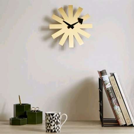 Clock Asterisk: Messing - vitra - George Nelson - Weekend 17-06-2022 15% - Furniture by Designcollectors