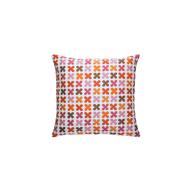 Pillow Maharam - Quatrefoil Pink - Vitra - Alexander Girard - Home - Furniture by Designcollectors