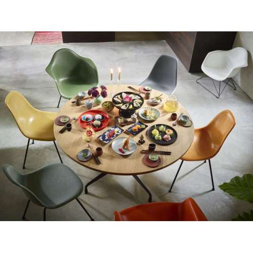 Eames Fiberglass Chairs: DSX Stoel- Eames ochre light - Basic dark powder coated - Vitra - Charles & Ray Eames - Fiberglass - Furniture by Designcollectors