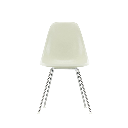 Eames Fiberglass Chairs: DSX - Eames parchment - Chromed - Vitra - Charles & Ray Eames - Fiberglass - Furniture by Designcollectors