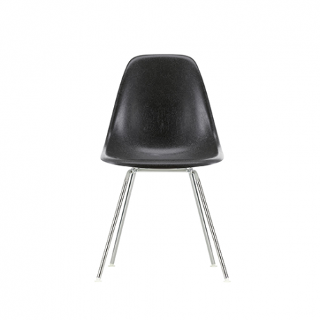 Eames Fiberglass Chairs: DSX Stoel - Eames elephant hide grey - Chromed - Vitra - Charles & Ray Eames - Furniture by Designcollectors