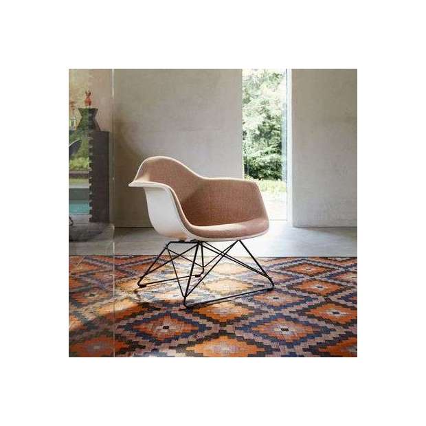 Vitra discount lar chair