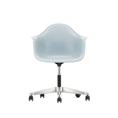 Eames Plastic Armchair PACC - Vitra - Charles & Ray Eames - Accueil - Furniture by Designcollectors