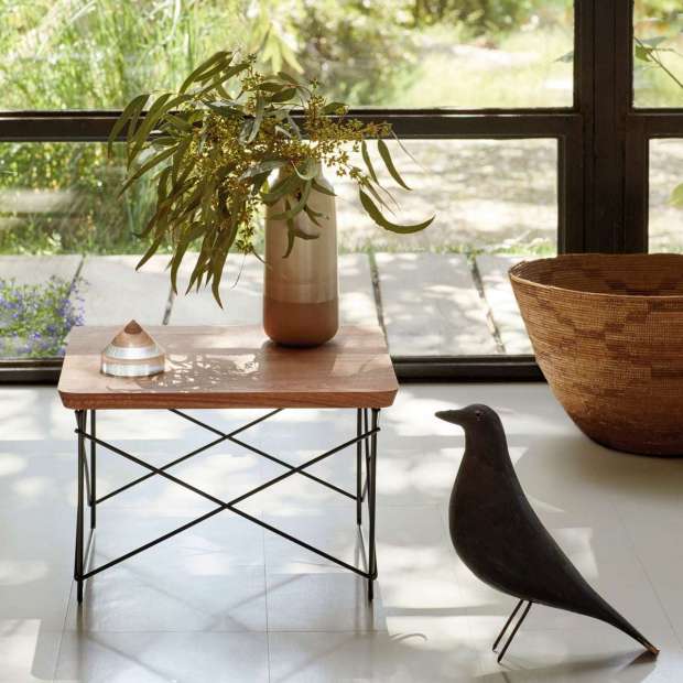 Occasional Table LTR Table d'appoint - natural oak - base chromed - Vitra - Charles & Ray Eames - Tables - Furniture by Designcollectors