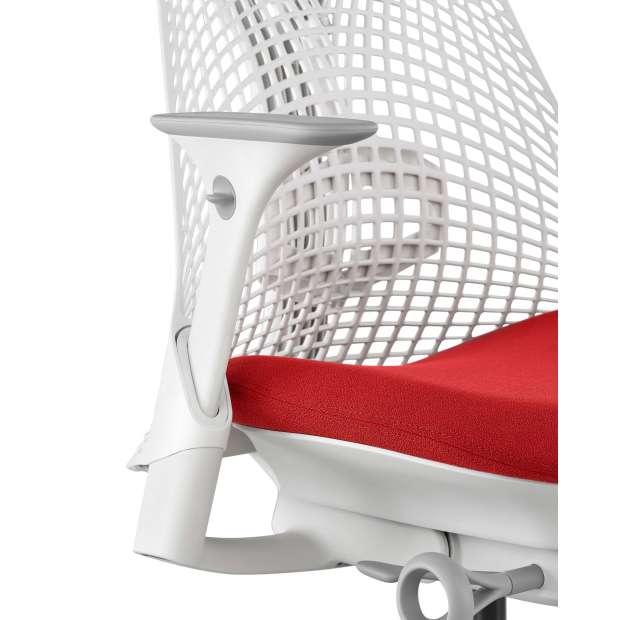 Sayl Chair Studio white, Tilt limiter & forward tilt, Fog base - Herman Miller - Yves Béhar - Bureaustoelen  - Furniture by Designcollectors