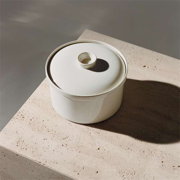 Teema Pot with lid 2,3L white - Iittala - Kaj Franck - Accueil - Furniture by Designcollectors